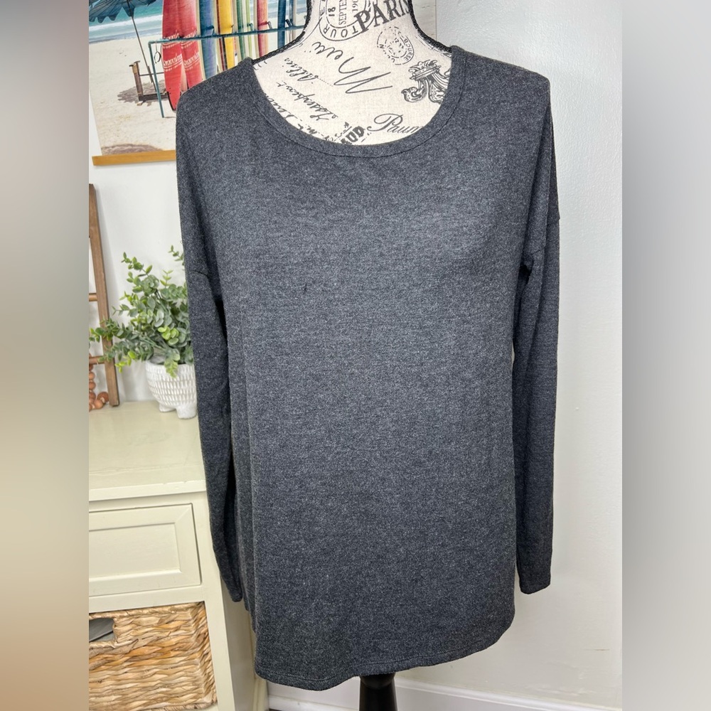 Brand New-Victoria’s Secret Scoop Neck Long Sleeve Top